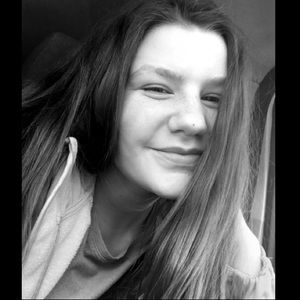 Meet your Posher, Lizzie